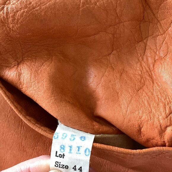 Vintage 1970s Camel Brown Leather Jacket Pointed Collar Men’s size 44 - Picture 13 of 13